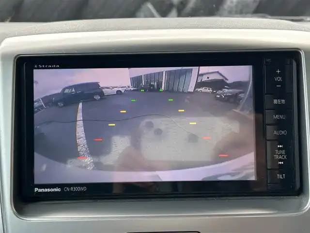 スズキ スペーシア X リミテッド 島根県 2015(平27)年 8.2万km パールホワイト レーダーブレーキサポート/社外ナビ/CD/DVD/DTV/Bluetooth/バックカメラ/両側パワースライドドア/HIDオートライト/ステアリングスイッチ/シートヒーター /ビルトインETC/スマートキー/スペアキー /プッシュスタート /純正アルミホイール/フロアマット
