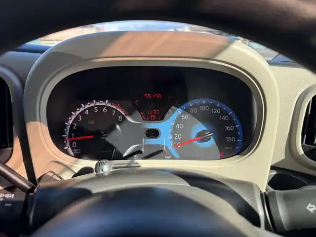 日産 キューブ 15X 滋賀県 2015(平27)年 5.6万km スーパーブラック 純正フルセグナビ/　フルセグ Bluetooth CD DVD SD AM FM/純正バックカメラ/インテリジェントキー×2/プッシュスタート/純正フロアマット/純正ドアバイザー/ヘッドランプレベライザー /電動格納ミラー/VDC/パワーウィンドウ/パワーステアリング/