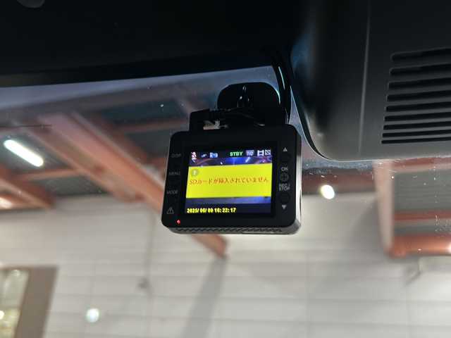 ホンダ Ｎ ＢＯＸ カスタム G L ホンダセンシング 静岡県 2020(令2)年 5.1万km プラチナホワイトパール 【安全装備】/ホンダセンシング/アダプティブ・クルーズ・コントロール（ACC）/・作動車速域：約30km/hから100km/h間/車線維持支援システム（LKAS）/・作動車速：約65km/hから100km/h間/・ステアリング制御/衝突軽減ブレーキ（CMBS）/・歩行者検知機能/・作動車速：約80km/h未満時/・対向車車速：約30km/hから80km/h時/誤発進抑制機能（前進）/・ミリ波レーダー検知：作動車速10km/h未満/歩行者事故低減ステアリング/・作動車速10km/hから40km/h間/路外逸脱抑制機能/・作動車速：約60km/hから100km/h間/先行車発進お知らせ機能/標識認識機能/オートハイビーム/誤発進抑制機能（後進）・ソナー検知：作動車速10km/h未満 /【主要装備】/社外ナビ　/バックカメラ　/ドライブレコーダー　/片側パワースライドドア　/ビルトインＥＴＣ　/チップアップシート　/ステアリングスイッチ　/シートヒーター