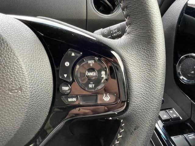 ホンダ Ｎ ＢＯＸ カスタム L ターボ 埼玉県 2022(令4)年 0.6万km プラチナホワイトパール 社外SDナビ(Strada)/【CD/DVD/フルセグ/Bluetooth】/ホンダセンシング/レーダークルーズコントロール/衝突軽減ブレーキ/パーキングセンサーシステム/シートヒーター/バックカメラ/ドライブレコーダー/ETC/純正アルミホイール/LEDヘッドライト/ハーフレザーシート