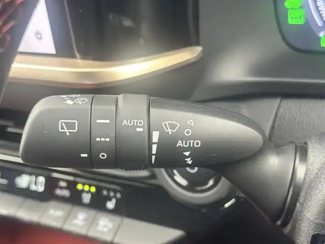 トヨタ クラウン スポーツ RS 愛知県 2024(令6)年 1.4万km ブラック RS PHEV/・純正スポーツシート/・パドルシフト/・カラードキャリパー/パノラマルーフ/純正12.3インチディスプレイオーディオ/（ラジオ/BT/フルセグ）/全方位カメラ/ETC2.0/置くだけ充電/デジタルインナーミラー/全席シートヒーター/前席シートベンチレーション/ステアリングヒーター/パワーバックドア/トヨタセーフティセンス/BSM/純正AW/純正フロアマット