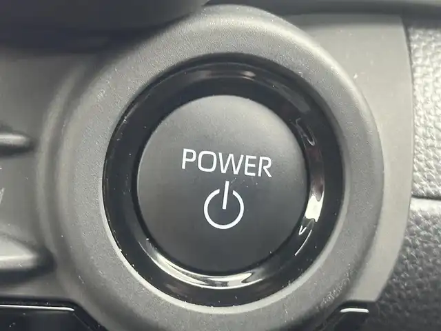 トヨタ クラウン スポーツ RS 愛知県 2024(令6)年 1.4万km ブラック RS PHEV/・純正スポーツシート/・パドルシフト/・カラードキャリパー/パノラマルーフ/純正12.3インチディスプレイオーディオ/（ラジオ/BT/フルセグ）/全方位カメラ/ETC2.0/置くだけ充電/デジタルインナーミラー/全席シートヒーター/前席シートベンチレーション/ステアリングヒーター/パワーバックドア/トヨタセーフティセンス/BSM/純正AW/純正フロアマット