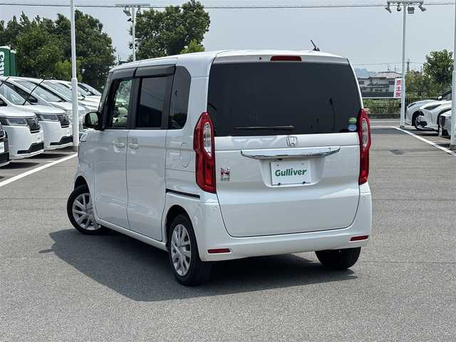 ホンダ Ｎ ＢＯＸ G L ターボ ホンダセンシング 奈良県 2018(平30)年 4.7万km プラチナホワイトパール 純正ナビ　[VXM-184VFi]/(BT/DVD/CD)/フルセグＴＶ　/バックカメラ　/ビルトインＥＴＣ /前方ドライブレコーダー /両側パワースライドドア /パドルシフト /革巻きステアリング /レーダークルーズコントロール /スペアキー