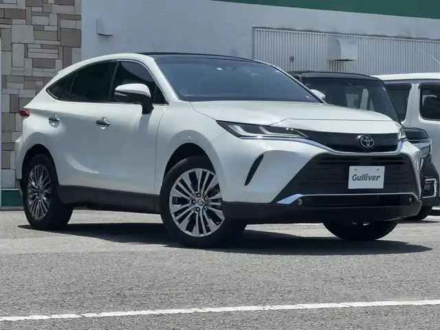 トヨタ ハリアー Z 徳島県 2022(令4)年 0.7万km ホワイトパールクリスタルシャイン 純正JBLナビ　/　AM/FM/BT/USB/フルセグ/Miracast/バックカメラ/全周囲カメラ/ビルトインETC2.0/OP調光パノラマルーフ/ハーフレザーシート/デジタルインナーミラー/ドライブレコーダー/運転席パワーシート/クルーズコントロール/純正フロアマット/パワーバックドア/ブラインドスポットモニター/クリアランスソナー/プッシュスタート/スマートキー/コーナーセンサー/本革巻きステアリング/フォグライト/オートライト/LEDヘッドライト/オートブレーキホールド