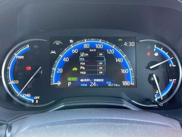 トヨタ ヴォクシー ハイブリッド S－Z 青森県 2023(令5)年 4.6万km グリッターブラックガラスフレーク 4WD/寒冷地仕様/OP 10.5インチディスプレイオーディオナビ・フルセグTV/OP後席14インチフリップダウンモニター/CD・DVD/OP快適利便パッケージHigh/両側パワースライドドア/パワーバックドア/合皮コンビシート/前席2列目シートヒーター/ステアリングヒーター/セーフティセンス/プリクラッシュセーフティ/レーダークルーズコントロール/レーントレーシングアシスト/レーンディパーチャーアラート/アダプティブハイビーム/ワイパーデアイサー/ビルトインETC2.0/AC100V1500W/OPプロジェクター式LEDヘッドランプ/LEDクリアランスランプ/純正16インチアルミ