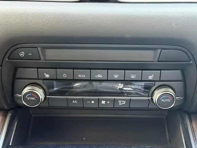 マツダ ＣＸ－８ 25S プロアクティブ 兵庫県 2018(平30)年 7.1万km マシーングレープレミアムM 純正ナビ/ (AM/FM/BT/USB)/フルセグTV/全方位カメラ/ステアリングヒーター/ステアリングリモコン/レーダークルーズコントロール/レーンアシスト/電動パーキングブレーキ/オートホールド/オートライト/ETC/ハーフレザーシート/シートヒーター/三列シート/電動リアゲート/純正フロアマット/ルーフレール/コーナーセンサー/純正19インチアルミホイール