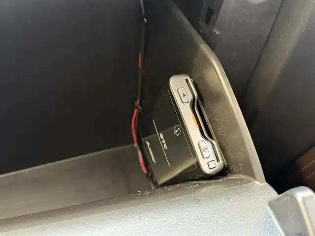 マツダ ＣＸ－８ 25S プロアクティブ 兵庫県 2018(平30)年 7.1万km マシーングレープレミアムM 純正ナビ/ (AM/FM/BT/USB)/フルセグTV/全方位カメラ/ステアリングヒーター/ステアリングリモコン/レーダークルーズコントロール/レーンアシスト/電動パーキングブレーキ/オートホールド/オートライト/ETC/ハーフレザーシート/シートヒーター/三列シート/電動リアゲート/純正フロアマット/ルーフレール/コーナーセンサー/純正19インチアルミホイール