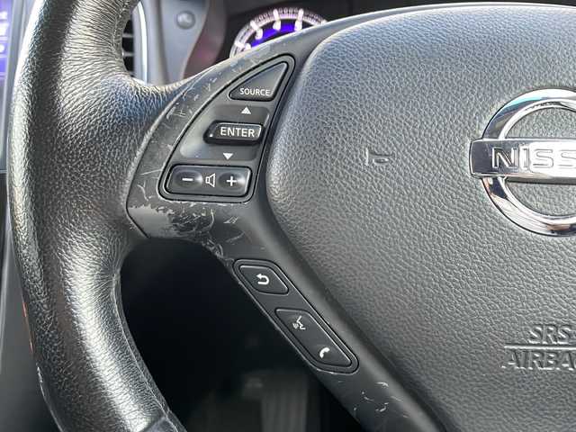 日産 スカイライン クロスオーバー 370GT 栃木県 2009(平21)年 8.1万km クリスタルホワイトパール 純正ナビ/スペアキー/ＥＴＣ/ハーフレザーシート/パワーシート/Ｂｌｕｅｔｏｏｔｈ/バックカメラ/純正アルミホイール/ＡＢＳ/横滑り防止機能/盗難防止装置/衝突被害軽減システム/オートライト/純正フロアマット/フルセグTV/オートライト/後席エアコン