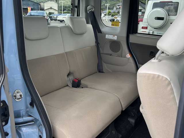 ダイハツ タント X ホワイトアクセント SAⅢ 福岡県 2017(平29)年 7.8万km ホワイト/シルキーブルーパール 2トーン 社外7インチメモリナビ（MDV-D504BTW）/（AM/FM/CD/DVD/BT/フルセグTV）/両側パワースライドドア/バックカメラ/シートヒーター/コーナーセンサー/ベンチシート/衝突被害軽減システム/横滑り防止装置/アイドリングストップ/スマートキー/プッシュスタートボタン/スペアキー1本/純正フロアマット/ハロゲンヘッドランプ