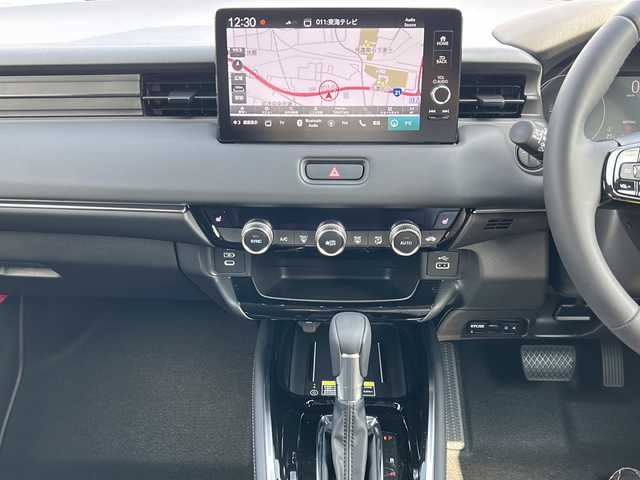 ホンダ ヴェゼル ハイブリッド e:HEV Z 岐阜県 2025(令7)年 0.1千km クリスタルブラックパール 登録時走行距離　6km/純正ディスプレイオーディオ/フルセグＴＶ/バックカメラ/クルーズコントロール/ホンダセンシング/禁煙車/置くだけ充電/ステアリングヒーター/シートヒーター/Ｂｌｕｅｔｏｏｔｈ接続/ＥＴＣ２．０/ハーフレザーシート/ダウンヒルアシストコントロール/レーンキープアシスト/プッシュスタート/フロントグリル替え有り