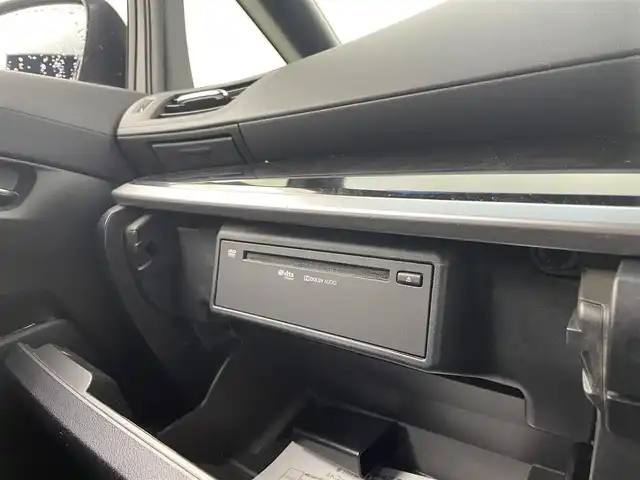トヨタ ヴェルファイア Z ゴールデンアイズ 大分県 2020(令2)年 3.6万km ホワイトパールクリスタルシャイン TOYOTAセーフティセンス/・プリクラッシュセーフティ/・レーントレーシングアシスト/・レーダークルーズコントロール/・ロードサインアシスト/・アダプティブハイビームアシスト/純正ディスプレイオーディオ/・ナビ機能有り、フルセグTV、USB/・CD/DVDデッキ、BT対応/・AppleCarPlay、AndroidAuto/TVキャンセラー（スイッチタイプ）/ステアリングスイッチ/バックカメラ/12.1型フリップダウンモニター/純正ドライブレコーダー/ビルトインETC2.0/両側電動スライドドア/パワーバックドア/電動パーキング/オートホールド機能/AC100V/100W/横滑り防止装置/電動格納ミラー/純正フロアマット/オートライト/3眼LEDヘッドライト/LEDフォグ/クリアランスソナー /純正18インチアルミホイール/保証書、取説、スペアキー有り