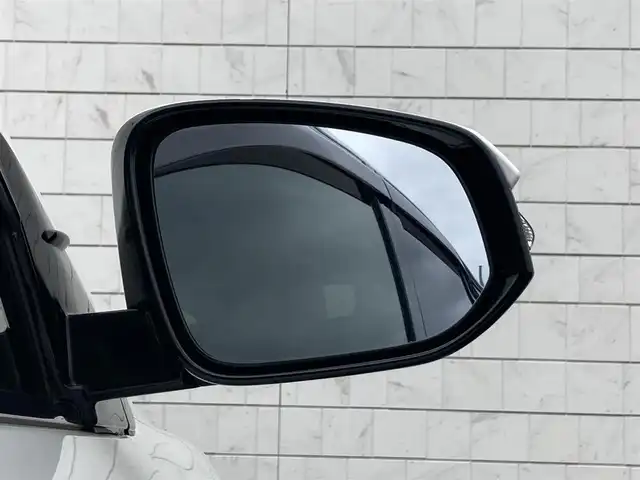 トヨタ ハリアー プレミアム 静岡県 2019(平31)年 10.2万km ホワイトパールクリスタルシャイン Toyota Safety Sense/ALPINE製10インチナビ(EX10Z)/　AM FM CD DVD Bluetooth USB/フルセグTV/バックモニター/前方ドライブレコーダー/LEDオートヘッドランプ/レーダークルーズコントロール/ブラウンハーフレザーシート/パワーバックドア/スマートキー2本＆カードキー/社外17インチアルミホイール/ムーンルーフ/パワーシート(運転席)/ビルトインETC
