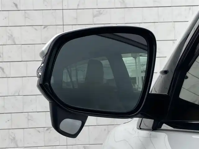 トヨタ ハリアー プレミアム 静岡県 2019(平31)年 10.2万km ホワイトパールクリスタルシャイン Toyota Safety Sense/ALPINE製10インチナビ(EX10Z)/　AM FM CD DVD Bluetooth USB/フルセグTV/バックモニター/前方ドライブレコーダー/LEDオートヘッドランプ/レーダークルーズコントロール/ブラウンハーフレザーシート/パワーバックドア/スマートキー2本＆カードキー/社外17インチアルミホイール/ムーンルーフ/パワーシート(運転席)/ビルトインETC