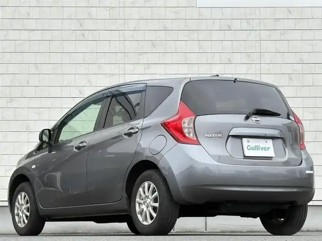 日産 ノート X FOUR 岩手県 2013(平25)年 5.4万km ダークメタルグレー 禁煙車/4WD（切替）/純正エンジンスターター/純正ナビ/→フルセグTV/Bluetooth/CD/DVD/FM/AM/フォグライト/〇プッシュスタート/〇電動格納ミラー/〇シガーソケット/〇ドアバイザー/〇フロアマット/〇スマートキー/スペアキー/前後ドライブレコーダー/冬タイヤ社外アルミホイール車載