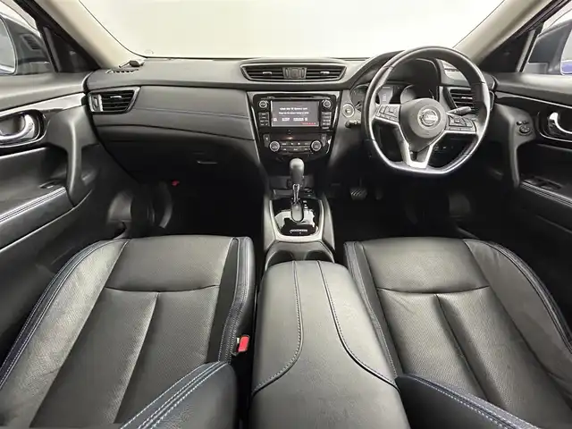 日産 エクストレイル オーテック iパッケージ 道央・札幌 2020(令2)年 4.5万km カスピアンブルー ・４WD/・プロパイロット/・純正メーカーナビ/　CD/DVD/SD/BT/フルセグ/・アラウンドビューモニター/・インテリジェントルームミラー/・ビルトインETC/・エマージェンシーブレーキ/・レーダークルーズコントロール/・レーンキープアシスト/・クリアランスソナー/・ブラインドスポットモニター/・アイドリングストップ/・横滑り防止/・レザーシート/・前席シートヒーター/・パワーバックドア/・ルーフレール/・LEDヘッドライト/・フォグライト/・オートライト/・純正AW/・純正フロアマット/・ドアバイザー