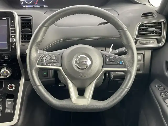 日産 セレナ ハイウェイスターVセレクションⅡ 愛知県 2019(令1)年 7.2万km アズライトブルー 禁煙車/純正9インチナビ/（CD/DVD/Bluetooth/フルセグTV/SD）/全方位カメラ/フリップダウンモニター/プロパイロット/衝突軽減ブレーキ/レーンキープアシスト/レーダークルーズコントロール/パーキングアシスト/コーナーセンサー/インテリジェントルームミラー/ETC/ドライブレコーダー/両側パワースライドドア/純正15インチアルミホイール/LEDヘッドライト/フロントフォグランプ/オートライト/スマートキー/プッシュスタート/アイドリングストップ/横滑り防止装置/純正フロアマット