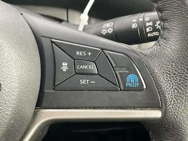 日産 セレナ ハイウェイスターVセレクションⅡ 愛知県 2019(令1)年 7.2万km アズライトブルー 禁煙車/純正9インチナビ/（CD/DVD/Bluetooth/フルセグTV/SD）/全方位カメラ/フリップダウンモニター/プロパイロット/衝突軽減ブレーキ/レーンキープアシスト/レーダークルーズコントロール/パーキングアシスト/コーナーセンサー/インテリジェントルームミラー/ETC/ドライブレコーダー/両側パワースライドドア/純正15インチアルミホイール/LEDヘッドライト/フロントフォグランプ/オートライト/スマートキー/プッシュスタート/アイドリングストップ/横滑り防止装置/純正フロアマット