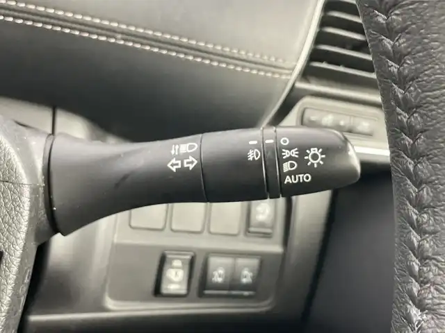 日産 セレナ ハイウェイスターVセレクションⅡ 愛知県 2019(令1)年 7.2万km アズライトブルー 禁煙車/純正9インチナビ/（CD/DVD/Bluetooth/フルセグTV/SD）/全方位カメラ/フリップダウンモニター/プロパイロット/衝突軽減ブレーキ/レーンキープアシスト/レーダークルーズコントロール/パーキングアシスト/コーナーセンサー/インテリジェントルームミラー/ETC/ドライブレコーダー/両側パワースライドドア/純正15インチアルミホイール/LEDヘッドライト/フロントフォグランプ/オートライト/スマートキー/プッシュスタート/アイドリングストップ/横滑り防止装置/純正フロアマット