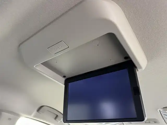 日産 セレナ e－パワー ハイウェイスター V 福岡県 2025(令7)年 0.1千km ブリリアントホワイトパール 登録済未使用車　/後席モニター　/純正ディスプレイオーディオナビ　/全方位カメラ　/デジタルルームミラー　/ワイヤレス充電　/ビルトインＥＴＣ２．０　/プロパイロット　/エマージェンシーブレーキ　/レーンキープ　/ＢＳＷ　/両側電動スライドドア