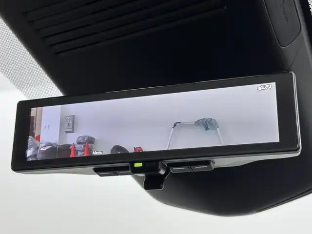 日産 セレナ e－パワー ハイウェイスター V 福岡県 2025(令7)年 0.1千km ブリリアントホワイトパール 登録済未使用車　/後席モニター　/純正ディスプレイオーディオナビ　/全方位カメラ　/デジタルルームミラー　/ワイヤレス充電　/ビルトインＥＴＣ２．０　/プロパイロット　/エマージェンシーブレーキ　/レーンキープ　/ＢＳＷ　/両側電動スライドドア