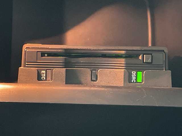 クライスラー ３００Ｓ 岐阜県 2017(平29)年 4.2万km 黒 純正ナビ/　(Bluetooth/USB/AUX)/衝突軽減ブレーキ/レーンキープアシスト/レーダークルーズコントロール/コーナーセンサー/レザーシート/シートヒーター/ベンチレーション/パワーシート/シートメモリー/ヒルスタートアシスト/パドルシフト/ドライブレコーダー/ETC/純正アルミホイール/純正フロアマット