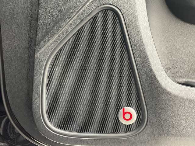 クライスラー ３００Ｓ 岐阜県 2017(平29)年 4.2万km 黒 純正ナビ/　(Bluetooth/USB/AUX)/衝突軽減ブレーキ/レーンキープアシスト/レーダークルーズコントロール/コーナーセンサー/レザーシート/シートヒーター/ベンチレーション/パワーシート/シートメモリー/ヒルスタートアシスト/パドルシフト/ドライブレコーダー/ETC/純正アルミホイール/純正フロアマット