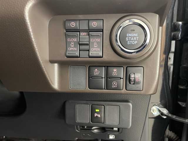 トヨタ ルーミー G 宮崎県 2020(令2)年 5.2万km ブラックマイカメタリック 禁煙車/衝突被害軽減ブレーキ/純正ナビTV/（NSCN-W68/Bluetooth/FMAM/ワンセグTV)/純正バックカメラ/純正ビルトインETC/純正LEDオートライト/純正フロアマット/両側電動スライドドア/クリアランスソナー/ウインカードアミラー/オートエアコン/スマートキー/プッシュエンジンスタート/新車時保証書/取扱い説明書