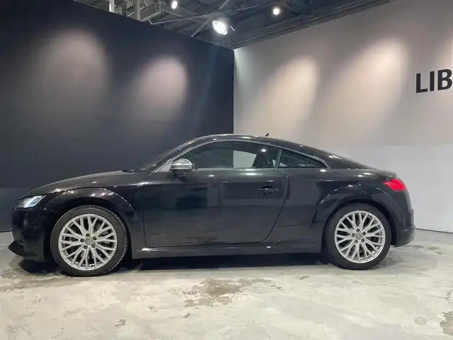 アウディ ＴＴＳクーペ 2.0 TFSI クワトロ 道央・札幌 2016(平28)年 3.3万km パンサーブラッククリスタルエフェクト ４WD/純正ナビ　/フルセグＴＶ　/バックカメラ　/フロントカメラ　/レザーシート　/前席シートヒーター　/ＡＣＣ　/ＥＴＣ　/ＬＥＤヘッドライト　/コーナーセンサー/保証書/取説/スペアキー