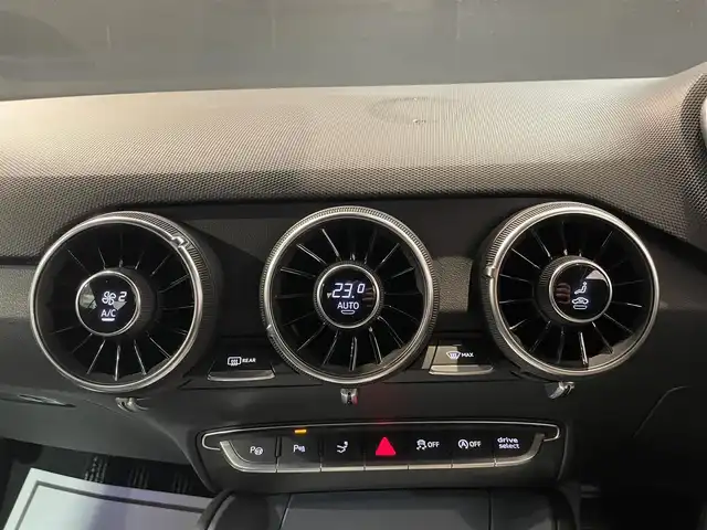 アウディ ＴＴＳクーペ 2.0 TFSI クワトロ 道央・札幌 2016(平28)年 3.3万km パンサーブラッククリスタルエフェクト ４WD/純正ナビ　/フルセグＴＶ　/バックカメラ　/フロントカメラ　/レザーシート　/前席シートヒーター　/ＡＣＣ　/ＥＴＣ　/ＬＥＤヘッドライト　/コーナーセンサー/保証書/取説/スペアキー