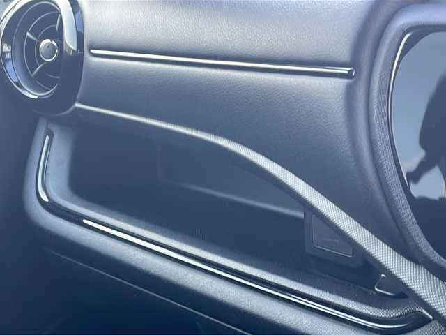 トヨタ アクア S スタイルブラック 山口県 2017(平29)年 8万km ブラックマイカ ワンオーナー/プリクラッシュセーフティシステム/社外ナビ/【AVN-R7W:CD/DVD/Bluetooth/MSV】/フルセグＴＶ/ステアリングスイッチ/スマートキー/スペアキー/ＬＥＤヘッドランプ/オートライト/オート電動格納ミラー/保証書/取扱説明書