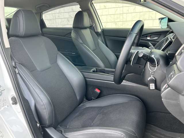 ホンダ インサイト EX 栃木県 2019(平31)年 5.4万km プラチナホワイトパール 純正8インチインターナビ/・VXU-1975Gi/・Bluetooth CD DVD/・TV フルセグ/・バックカメラ/8スピーカー/追従式クルーズコントロール/ハーフレザーシート/シートヒーター/パワーシート/左右独立温度コントロール式フルオート・エアコンディショナー（プラズマクラスター技術搭載）/エレクトリックギアセレクター/衝突被害軽減システム/コーナーセンサー/レーンキープアシスト/オートライト/LEDヘッドライト