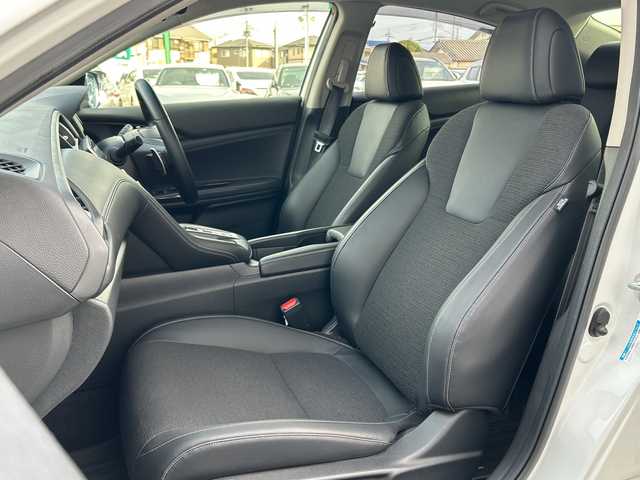 ホンダ インサイト EX 栃木県 2019(平31)年 5.4万km プラチナホワイトパール 純正8インチインターナビ/・VXU-1975Gi/・Bluetooth CD DVD/・TV フルセグ/・バックカメラ/8スピーカー/追従式クルーズコントロール/ハーフレザーシート/シートヒーター/パワーシート/左右独立温度コントロール式フルオート・エアコンディショナー（プラズマクラスター技術搭載）/エレクトリックギアセレクター/衝突被害軽減システム/コーナーセンサー/レーンキープアシスト/オートライト/LEDヘッドライト