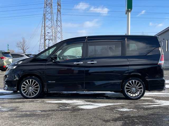 日産 セレナ ハイウェイスター 道央・札幌 2017(平29)年 10万km ダイヤモンドブラック ４WD/純正ディーラーOPナビ/CD/SD/BT/フルセグ/エマージェンシーブレーキ/横滑り防止装置/クルーズコントロール/クリアランスソナー/パーキングアシスト/アラウンドビューモニター/ビルトインETC/アイドリングストップ/ECOMODE/両側パワースライドドア/ステアリングリモコン/プッシュスタート/スマートキー/ハロゲンヘッドライト/オートライト/フォグランプ/電動格納ミラー/ヘッドライトレベライザー/ウィンカーミラー/フロアマット/ドアバイザー/社外エンジンスターター