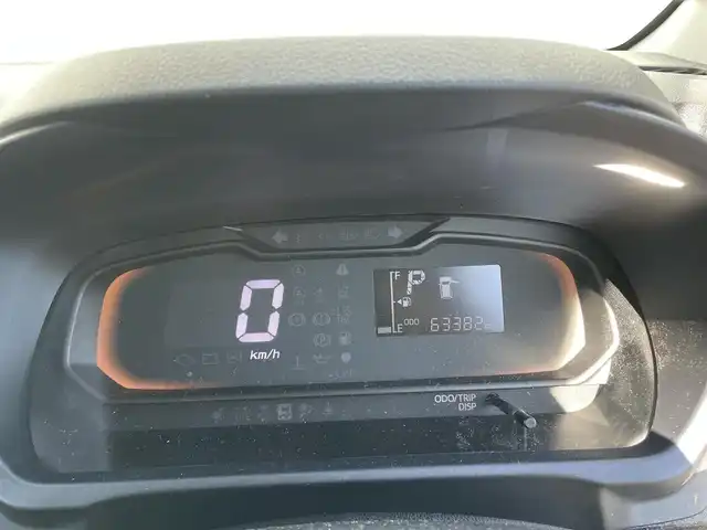 トヨタ ピクシスエポック L SAⅢ 千葉県 2018(平30)年 6.4万km オフホワイト スマートアシスト３/・衝突軽減ブレーキ/レーンキープアシスト/・オートハイビーム/踏み間違い防止/・コーナーセンサー(後)/純正SDナビ(NSCD-W66)/・ワンセグ/BT/CD/バックカメラ/ETC/アイドリングストップ/キーレスエントリー/純正フロアマット