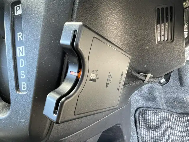 トヨタ ピクシスエポック L SAⅢ 千葉県 2018(平30)年 6.4万km オフホワイト スマートアシスト３/・衝突軽減ブレーキ/レーンキープアシスト/・オートハイビーム/踏み間違い防止/・コーナーセンサー(後)/純正SDナビ(NSCD-W66)/・ワンセグ/BT/CD/バックカメラ/ETC/アイドリングストップ/キーレスエントリー/純正フロアマット