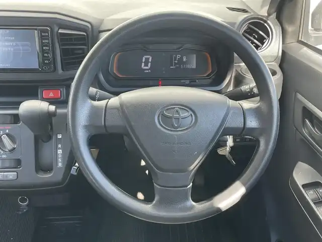 トヨタ ピクシスエポック L SAⅢ 千葉県 2018(平30)年 6.4万km オフホワイト スマートアシスト３/・衝突軽減ブレーキ/レーンキープアシスト/・オートハイビーム/踏み間違い防止/・コーナーセンサー(後)/純正SDナビ(NSCD-W66)/・ワンセグ/BT/CD/バックカメラ/ETC/アイドリングストップ/キーレスエントリー/純正フロアマット