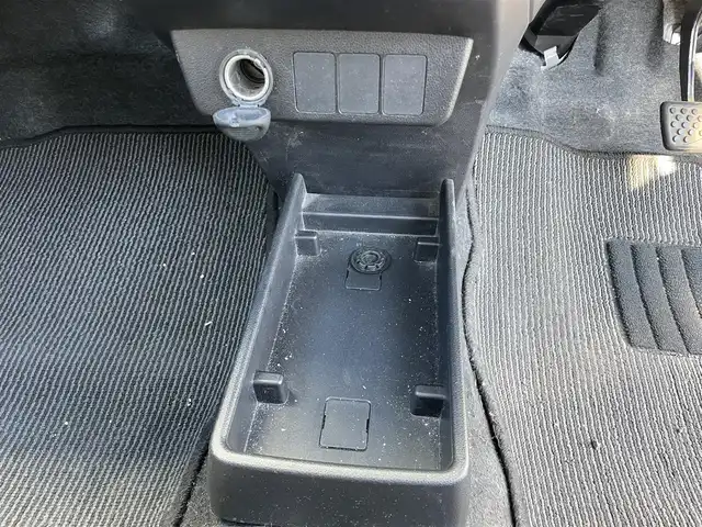 トヨタ ピクシスエポック L SAⅢ 千葉県 2018(平30)年 6.4万km オフホワイト スマートアシスト３/・衝突軽減ブレーキ/レーンキープアシスト/・オートハイビーム/踏み間違い防止/・コーナーセンサー(後)/純正SDナビ(NSCD-W66)/・ワンセグ/BT/CD/バックカメラ/ETC/アイドリングストップ/キーレスエントリー/純正フロアマット