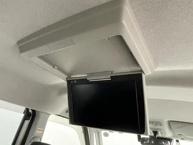 トヨタ ルーミー カスタムG 福岡県 2021(令3)年 2.3万km パールホワイトⅢ 後席モニター　/純正ナビ（ＢＴ，フルセグＴＶ）　/全方位カメラ　/ビルトインＥＴＣ　/前方ドライブレコーダー　/ＡＣＣ　/コーナーセンサー　/衝突軽減ブレーキ　/レーンキープ　/両側電動スライドドア/純正１７インチＡＷ