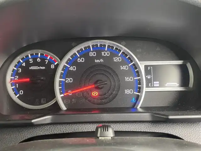 トヨタ ルーミー カスタムG 福岡県 2021(令3)年 2.3万km パールホワイトⅢ 後席モニター　/純正ナビ（ＢＴ，フルセグＴＶ）　/全方位カメラ　/ビルトインＥＴＣ　/前方ドライブレコーダー　/ＡＣＣ　/コーナーセンサー　/衝突軽減ブレーキ　/レーンキープ　/両側電動スライドドア/純正１７インチＡＷ