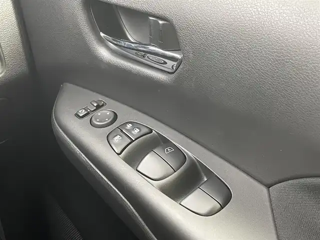 日産 セレナ e－パワー ハイウェイスター V 茨城県 2019(令1)年 3.1万km ダイヤモンドブラック 純正ナビ/フルセグ再生可/純正後席フリップダウンモニター/全方位カメラ/ブラインドスポットモニター/ステリングヒーター/シートヒーター/コーナーセンサー/ビルトインETC
