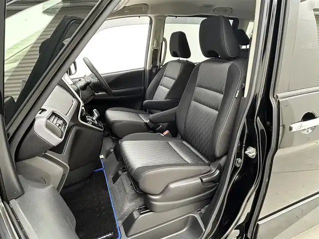 日産 セレナ e－パワー ハイウェイスター V 茨城県 2019(令1)年 3.1万km ダイヤモンドブラック 純正ナビ/フルセグ再生可/純正後席フリップダウンモニター/全方位カメラ/ブラインドスポットモニター/ステリングヒーター/シートヒーター/コーナーセンサー/ビルトインETC