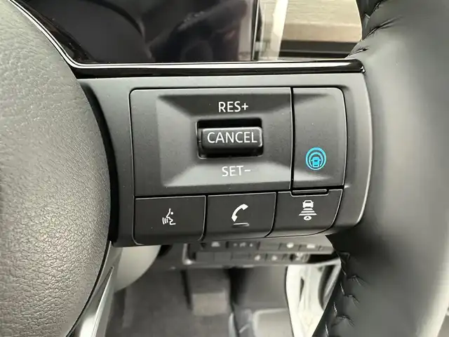 日産 セレナ e－パワー ハイウェイスター V 兵庫県 2025(令7)年 0.1万km未満 プリズムホワイト 登録済未使用車/純正コネクトナビ/フルセグ BT USB HDMI/アラウンドビューモニター/プロパイロット/インテリジェントクルーズコントロール/エマージェンシーブレーキ/レーンキープアシスト/コーナーセンサー/BSM/デジタルインナーミラー/両側パワースライドドア/ハンズフリー機能付き/純正ドライブレコーダー/電子パーキング/AUTO HOLD/LEDヘッドライト/LEDフォグライト/オートライト/オートハイビーム/スマートキー