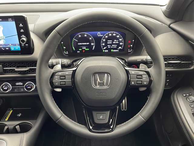 ホンダ ＺＲ－Ｖ ハイブリッド e:HEV Z ブラックスタイル 千葉県 2024(令6)年 0.4万km スーパープラチナグレーメタリック ホンダセンシング/衝突軽減ブレーキ/レーンキープアシスト/レーダークルーズコントロール/踏み間違い防止/クリアランスソナー/ブラインドスポットモニター/後退出庫サポート/BOSEサウンド/純正ディスプレイナビ/フルセグ/BT/USB/カープレイ/全方位カメラ/革巻きステアリング/ステアリングスイッチ/ステアリングヒーター/ETC2.0/ワイヤレス充電/ハンズフリーパワーバックドア/レザーシート/シートヒーター(D/N席)/パワーシート(D/N席)/シートメモリ/スマートキー/プッシュスタート/LEDヘッドライト/オートライト/アダプティブヘッドライト/電動格納/ウィンカーミラー/取り扱い説明書/保証書