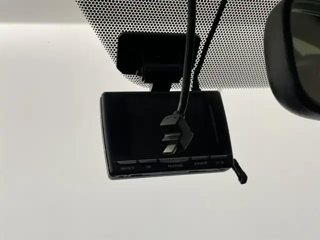 トヨタ アクア S 埼玉県 2016(平28)年 4.7万km パープルメタリック 純正ナビ　バックカメラ　ビルトインＥＴＣ　ドライブレコーダー　プッシュスタート　スマートキー　オートライト　ＬＥＤライト　社外アルミ　純正フロアマット　ＣＤ　Ｂｌｕｅｔｏｏｔｈ　地デジワンセグＴＶ