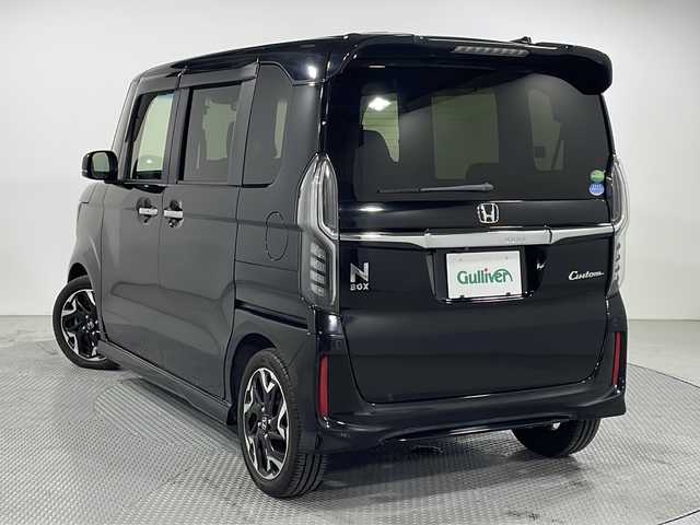 ホンダ Ｎ ＢＯＸ カスタム G L ターボ ホンダセンシング 広島県 2017(平29)年 2.5万km クリスタルブラックパール 純正8型ナビ/両側パワースライドドア/バックカメラ/パドルシフト/ハーフレザーシート/ホンダセンシング/・衝突軽減ブレーキ/・レーンキープアシスト/・アダプティブクルーズコントロール/・オートハイビーム/・誤発進抑制機能/LEDヘッドランプ/純正15インチAW/ETC/ドライブレコーダー