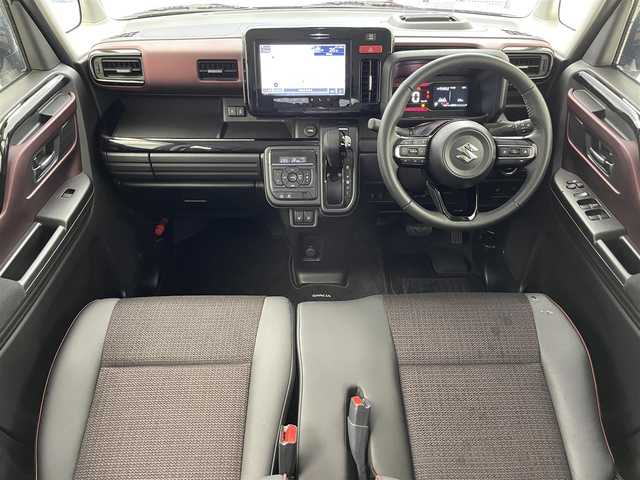 スズキ スペーシア カスタム HYBRID XS 滋賀県 2023(令5)年 0.9万km スチールシルバーメタリック/ブルーイッシュブラックパール 禁煙車/純正9型ナビ/（CD/DVD/フルセグTV/BT/AppleCarplay/AndroidAuto/FM/AM）/スズキセーフティサポート/・デュアルセンサーブレーキサポート（衝突被害軽減ブレーキ）/・誤発進抑制機能（前方・後方）/・後退時ブレーキサポート/・車線逸脱警報機能/・ふらつき警報機能/・先行車発進お知らせ機能/・ハイビームアシスト（自動でハイ／ロー切替）/・標識認識機能（速度制限・一時停止など）/・全方位モニター用カメラ/ビルトインETC/アダプティブクルーズコントロール/リアパーキングセンサー/両側パワースライドドア/前席シートヒーター/ステアリングヒーター/ステアリングスイッチ/電動パーキングブレーキ/純正フロアマット/LEDヘッドライト/純正15インチAW
