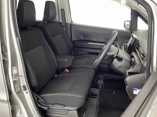 スズキ ワゴンＲ スティングレー HYBRID X リミテッド 宮崎県 2019(平31)年 3.9万km スチールシルバーM 禁煙車/衝突被害軽減ブレーキ/社外ナビTV/（Panasonic/CN-RZ743W/CD/DVD/Bluetooth/フルセグTV)/社外前後ドライブレコーダー/純正ビルトインETC/純正LEDオートライト/純正LEDフォグ/純正15インチアルミ/純正エアロ/純正ルーフエンドスポイラー/純正セキュリティアラーム/純正フロアマット/ヘッドアップディスプレイ/レーンディパーチャーアラート/エネチャージ/オートエアコン/リアプライバシーガラス/ウインカードアミラー/本革巻ハンドル/スマートキー/プッシュエンジンスタート/新車時保証書/取扱い説明書