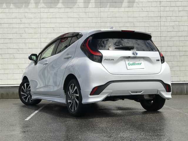 トヨタ アクア Z 富山県 2021(令3)年 5.2万km プラチナホワイトパールマイカ ワンオーナー/モデリスタエアロ/純正ディスプレイオーディオ/ナビキット/フルセグTV/Bluetooth/バックカメラ/ドライブレコーダー/プリクラッシュセーフティ/レーンキープアシスト/クリアランスソナー/ハーフレザーシート/シートヒーター/ハンドルヒーター/プッシュスタート/スマートキー/ETC