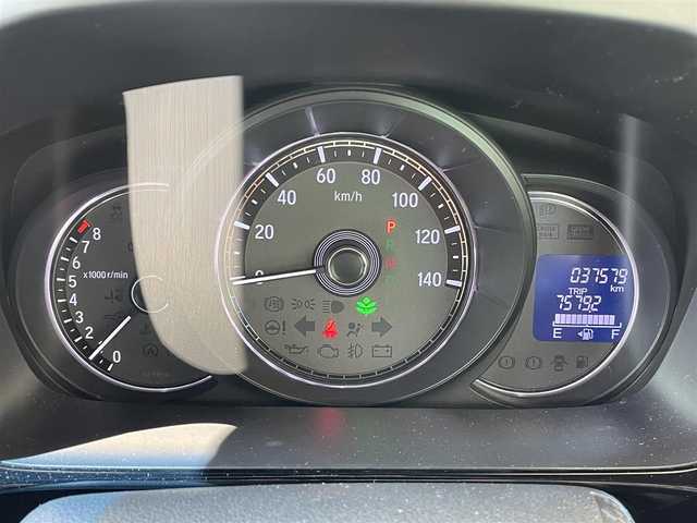 ホンダ Ｎ ＷＧＮ カスタムGSSパッケージⅡ 青森県 2018(平30)年 3.8万km ブリティッシュグリーンP 4WD/ワンオーナー/ディーラー定期点検８回/ETC/純正ナビ/・ワンセグTV/・CD/・FM・AM/・Bluetooth/・USB/・HDMI/純正スターター/ドライブレコーダー/クルーズコントロール/ステアリングリモコン/シートヒーター/オートライト/オートマチックハイビーム/純正タイヤ/社外スタットレスタイヤ積込/USBポート２個/純正ドアバイザー/純正フロアマット/電格ミラー/取扱説明書/保証書
