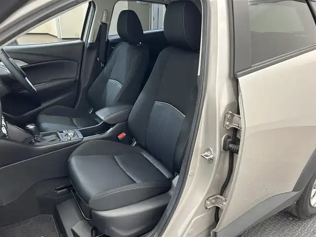 マツダ ＣＸ－３ XD ツーリング 愛媛県 2023(令5)年 3.5万km プラチナクォーツメタリック 純正ＳＤナビ　全周囲カメラ　追従型クルーズコントロール　ヘッドアップディスプレイ　ステアリングスイッチ　革巻きステアリング　オートホールド　ドアバイザー 純正16インチアルミホイール ETC　